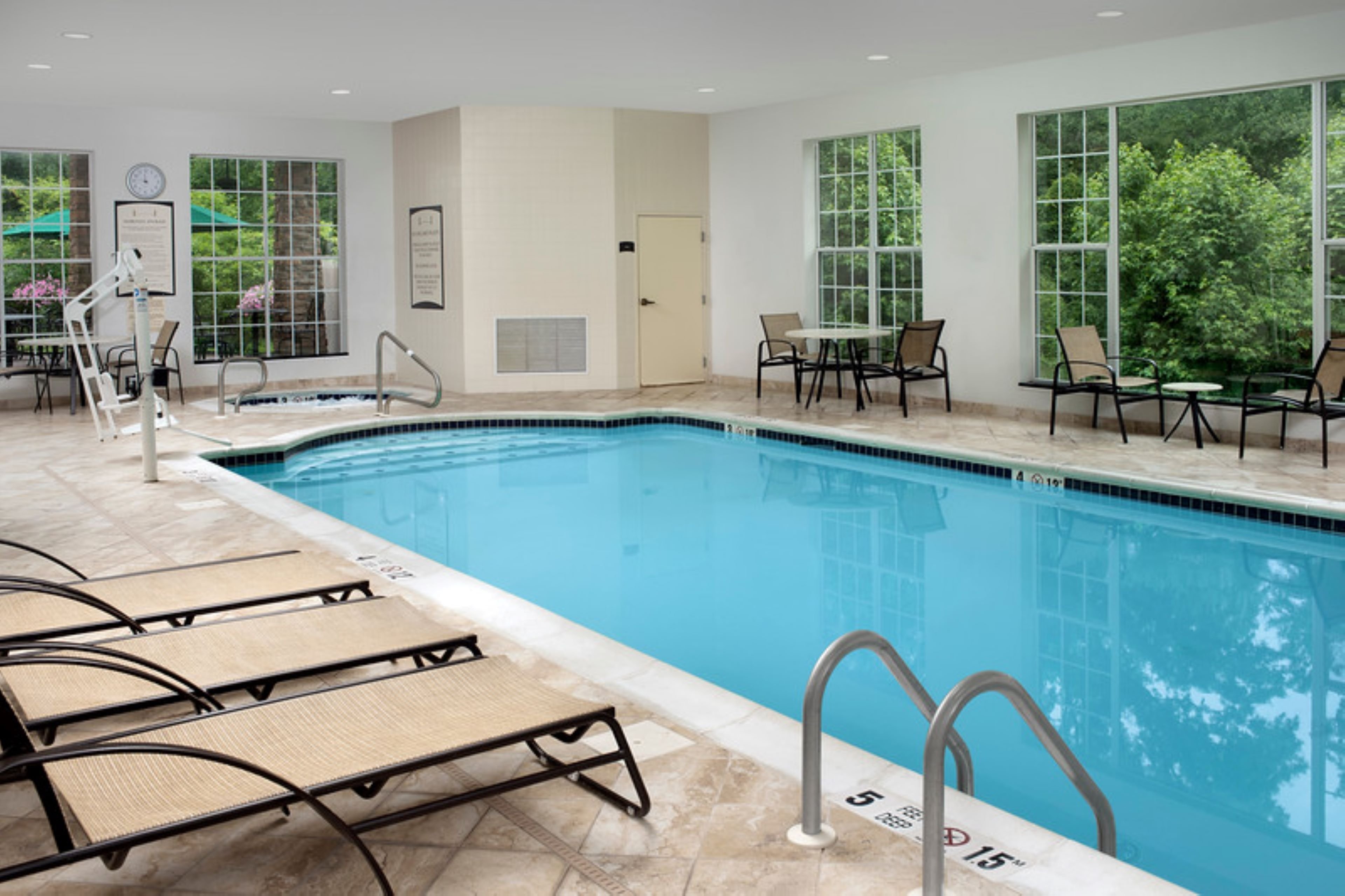 Staybridge Suites North Brunswick 19/41