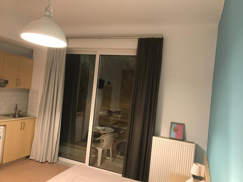 Kleanthi Studios 24/66