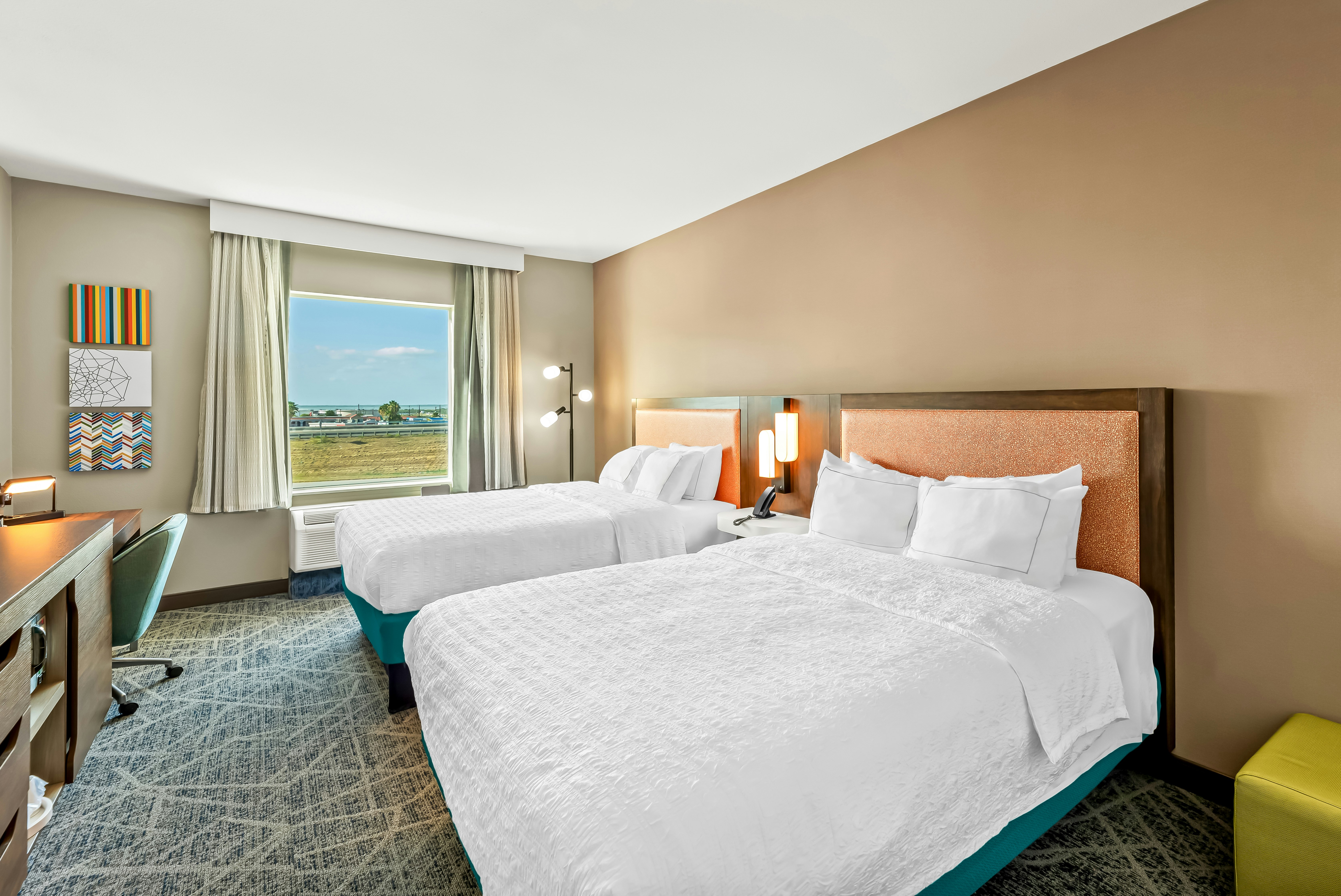 room, 2 queen beds