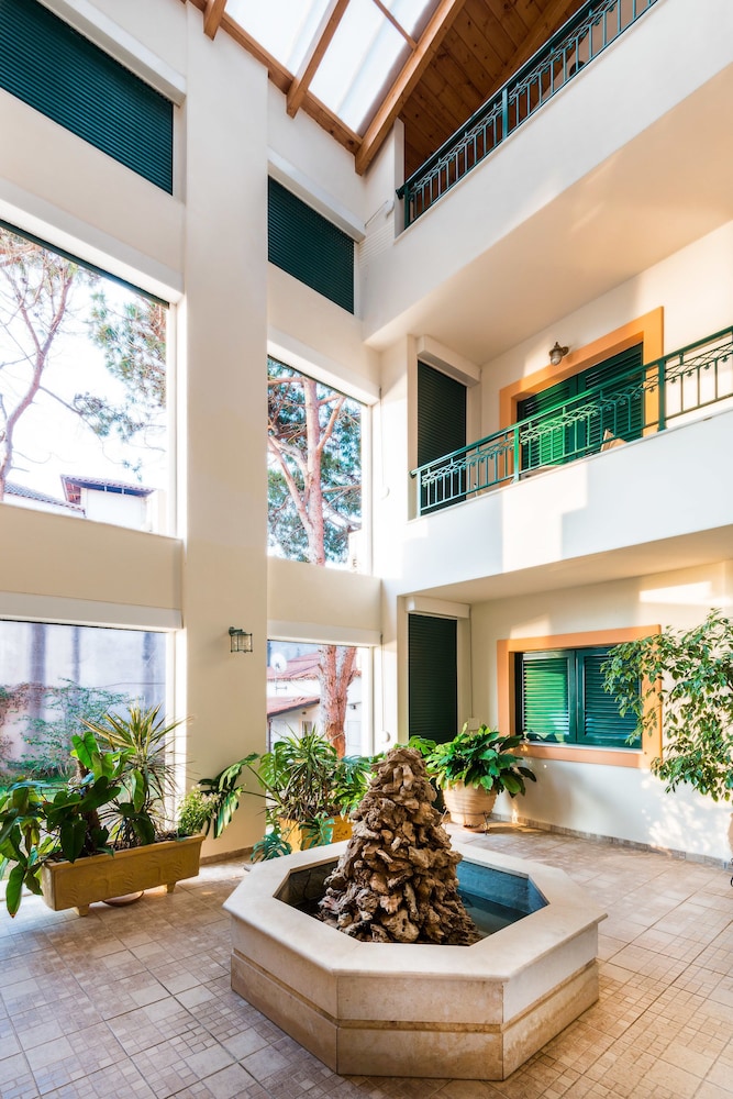 Andreolas Luxury Suites 11/72