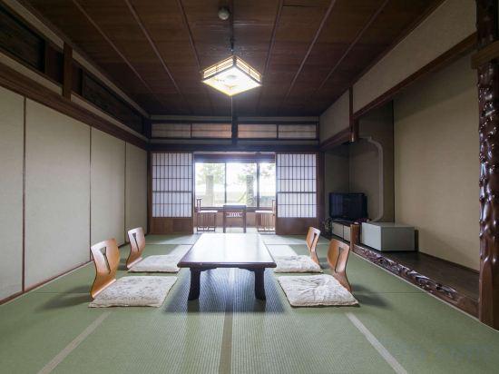 Japanese, Ocean View