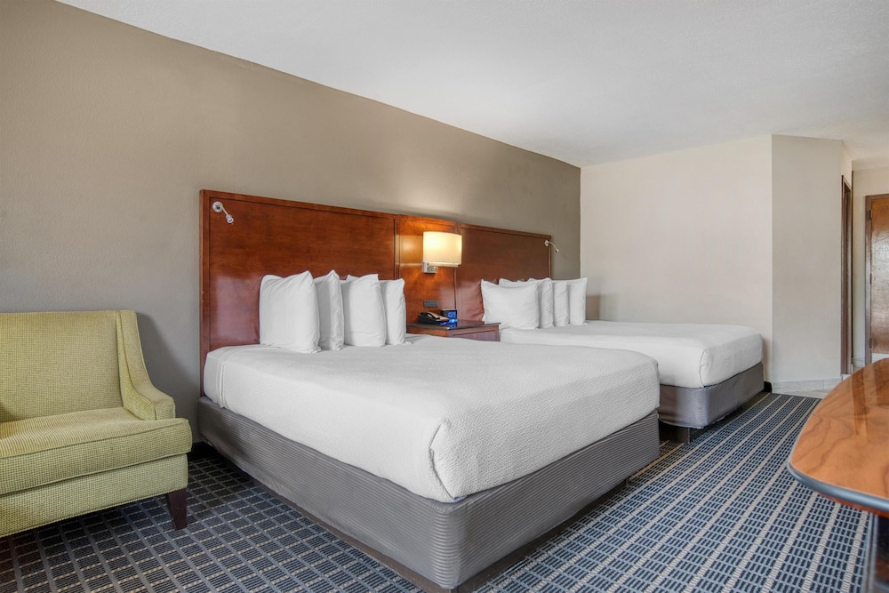 SureStay Plus By Best Western Greenwood 16/50