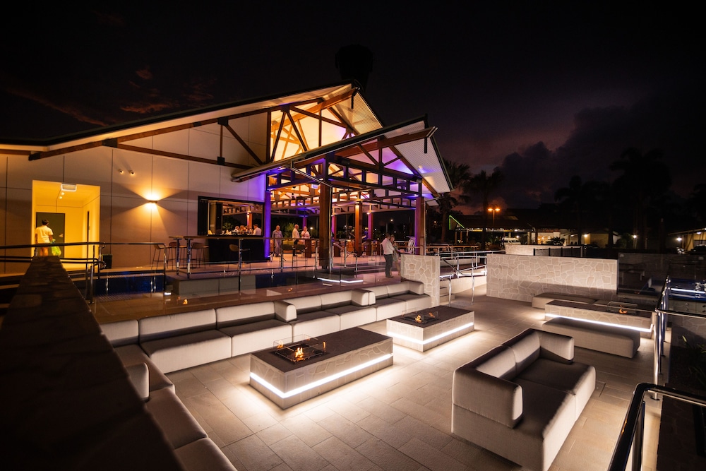 Novotel Darwin Airport 8/69