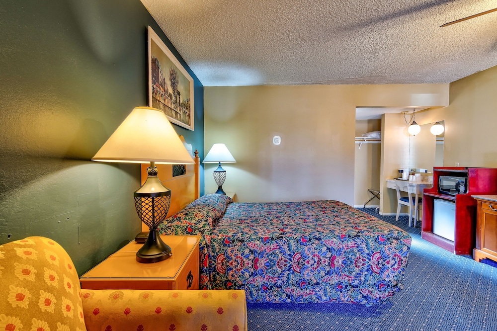 Lake Tahoe Ambassador Lodge 11/57