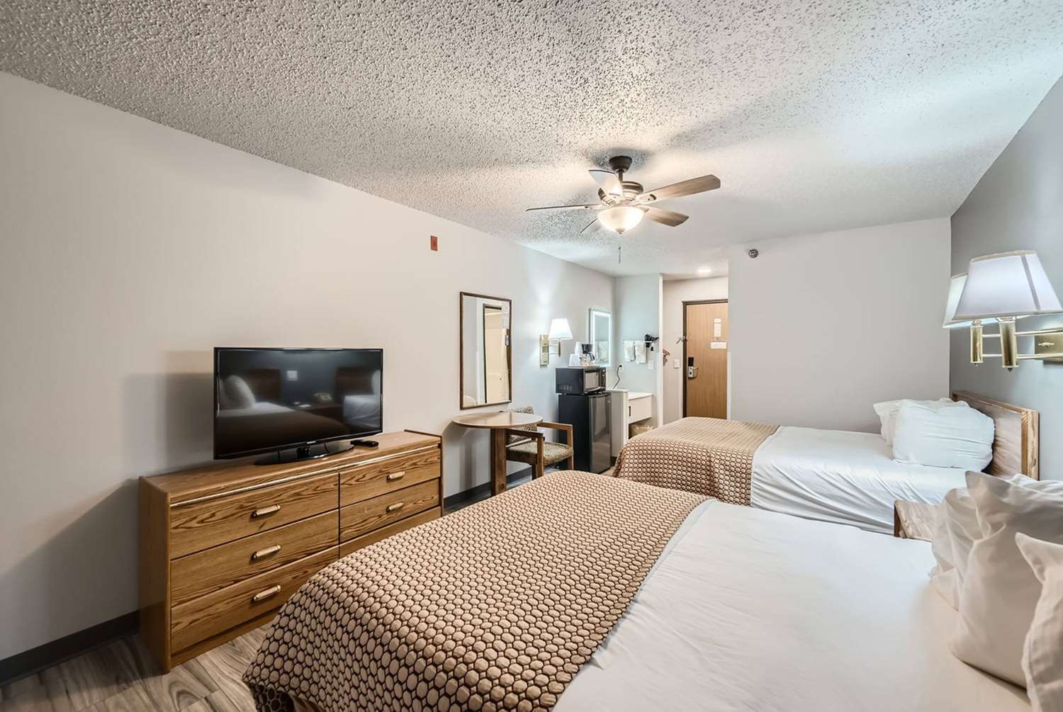 Travelodge By Wyndham Longmont 20/35