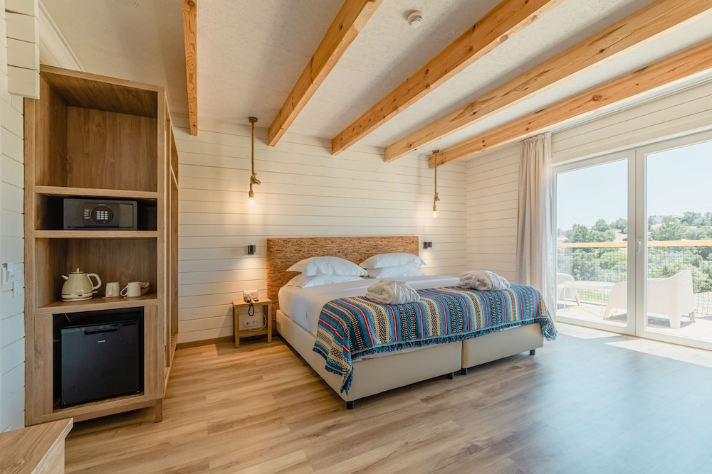 Sleep and Nature Hotel 14/63