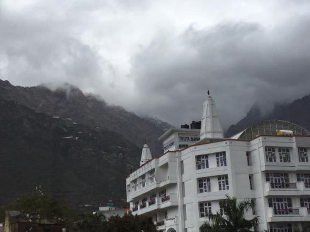 Hotel Anurag 3/30