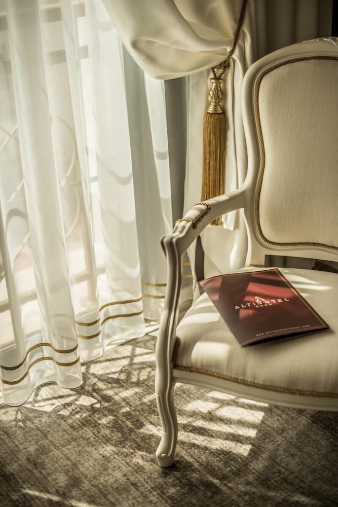 Altintas Otel & Spa 12/50