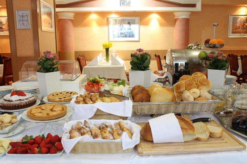 Hotel Rex Belgrade 24/28