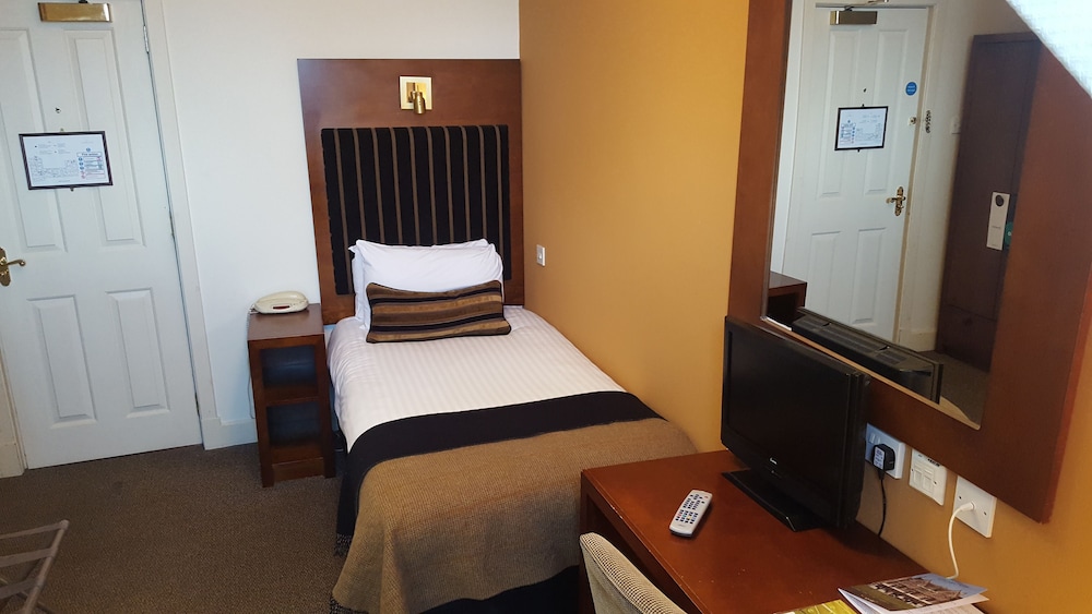 Columba Hotel Inverness by Compass Hospitality 33/67