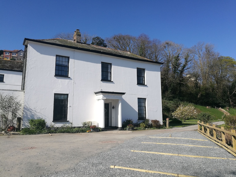 Laston House 2/50