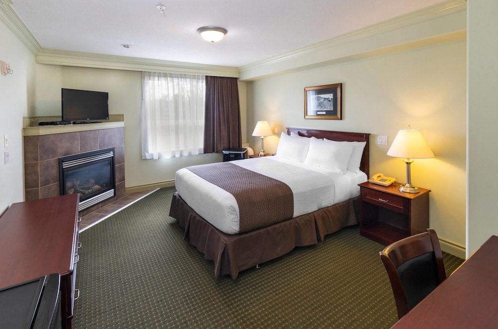 غرفة قياسية بسرير كوين، Quality Inn & Suites Whitecourt 7/10