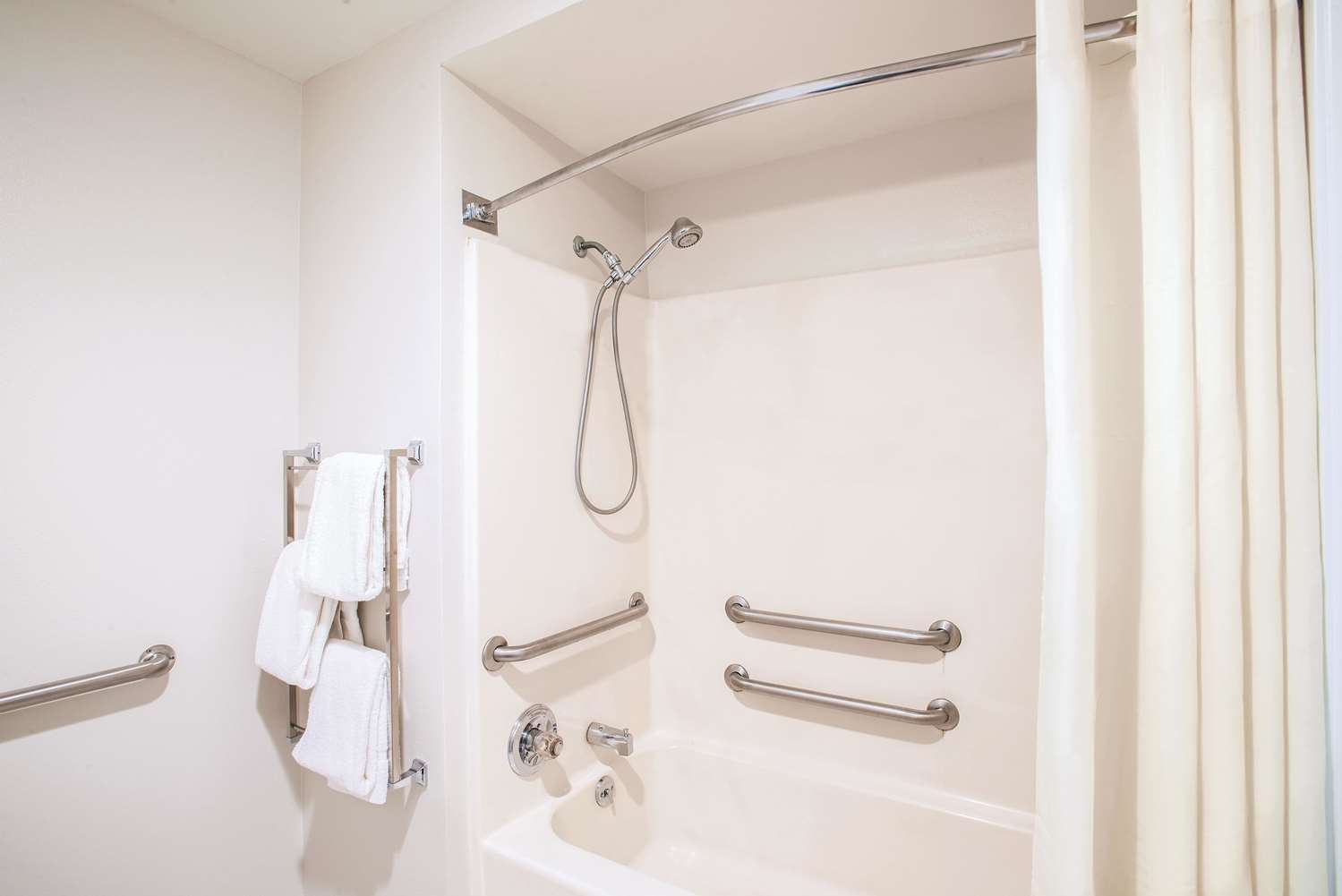 La Quinta Inn & Suites by Wyndham Baton Rouge Siegen Lane 54/55
