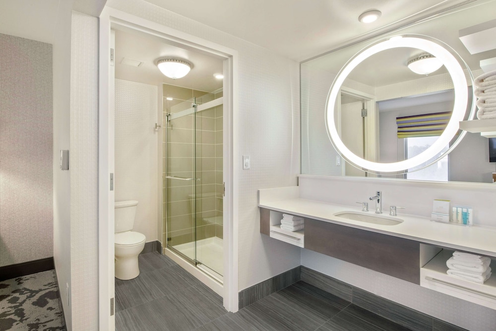 Hampton Inn & Suites Raleigh-durham Airport-Brier Creek 34/73