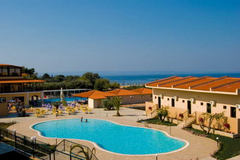 Village Mare Hotel 35/37