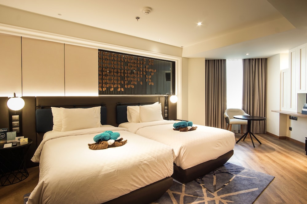 Mercure Jakarta Batavia (ex De Rivier Hotel) 12/48