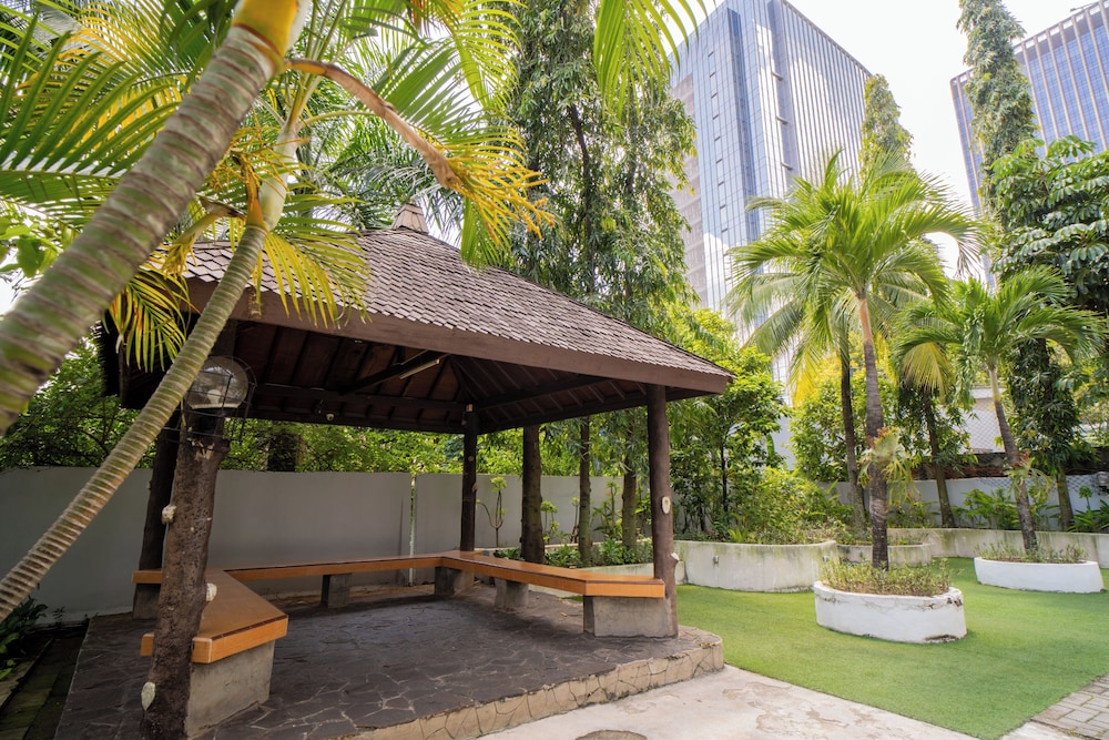 Midtown Residence Simatupang Jakarta 72/78