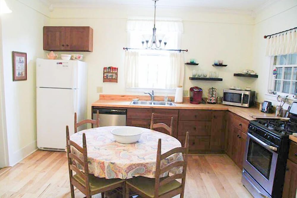 Riverboat Bed & Breakfast 15/43