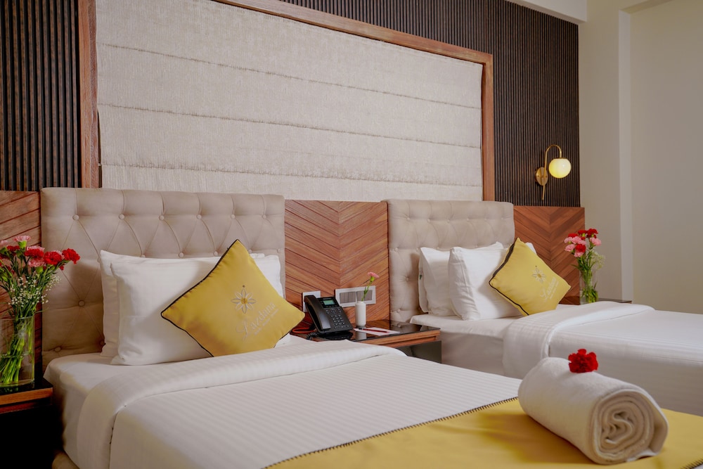 Lazdana Hotel Bangalore 23/53
