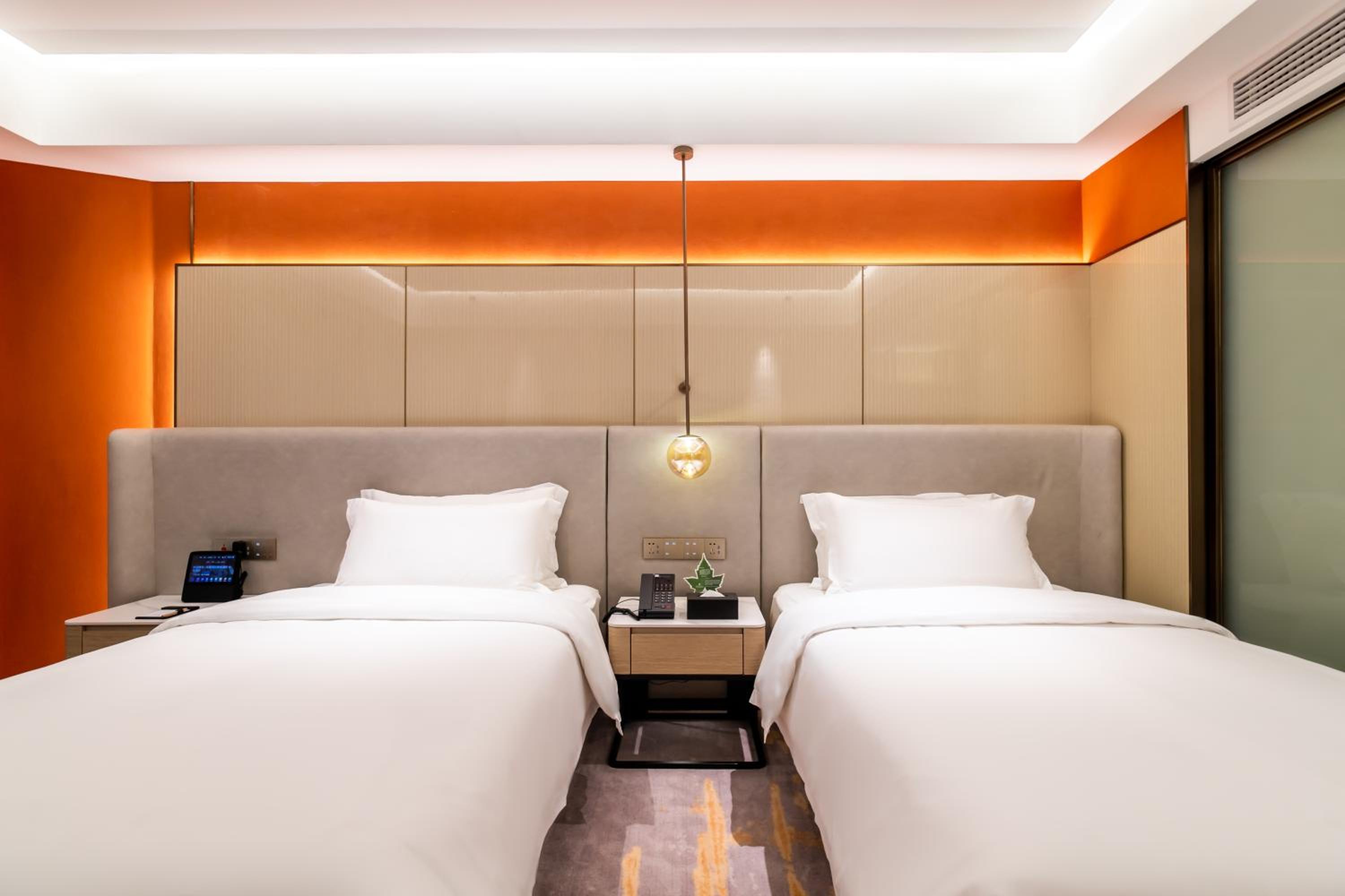 Smart, Executive, Twin Beds