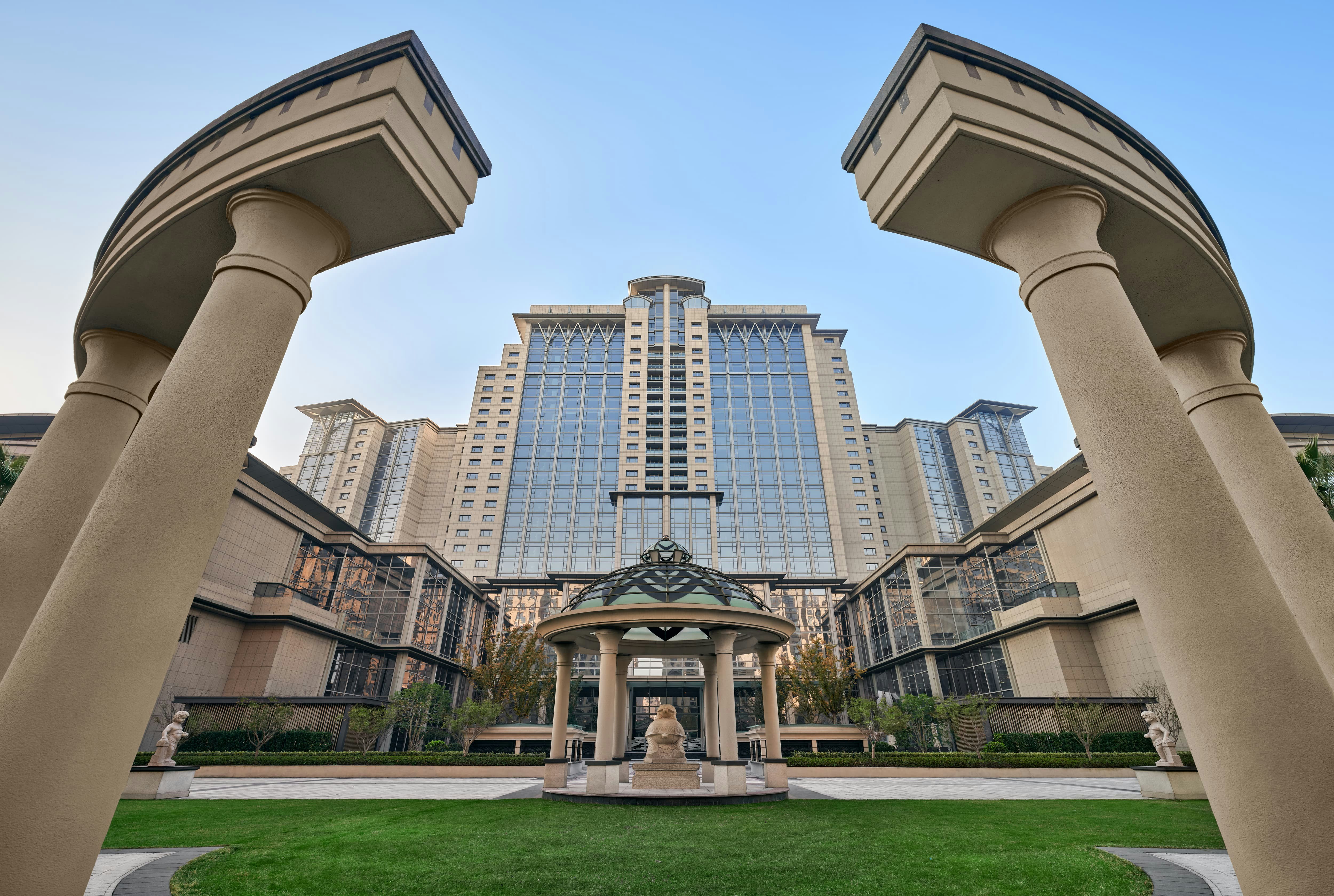 Intercontinental Ningbo 77/79