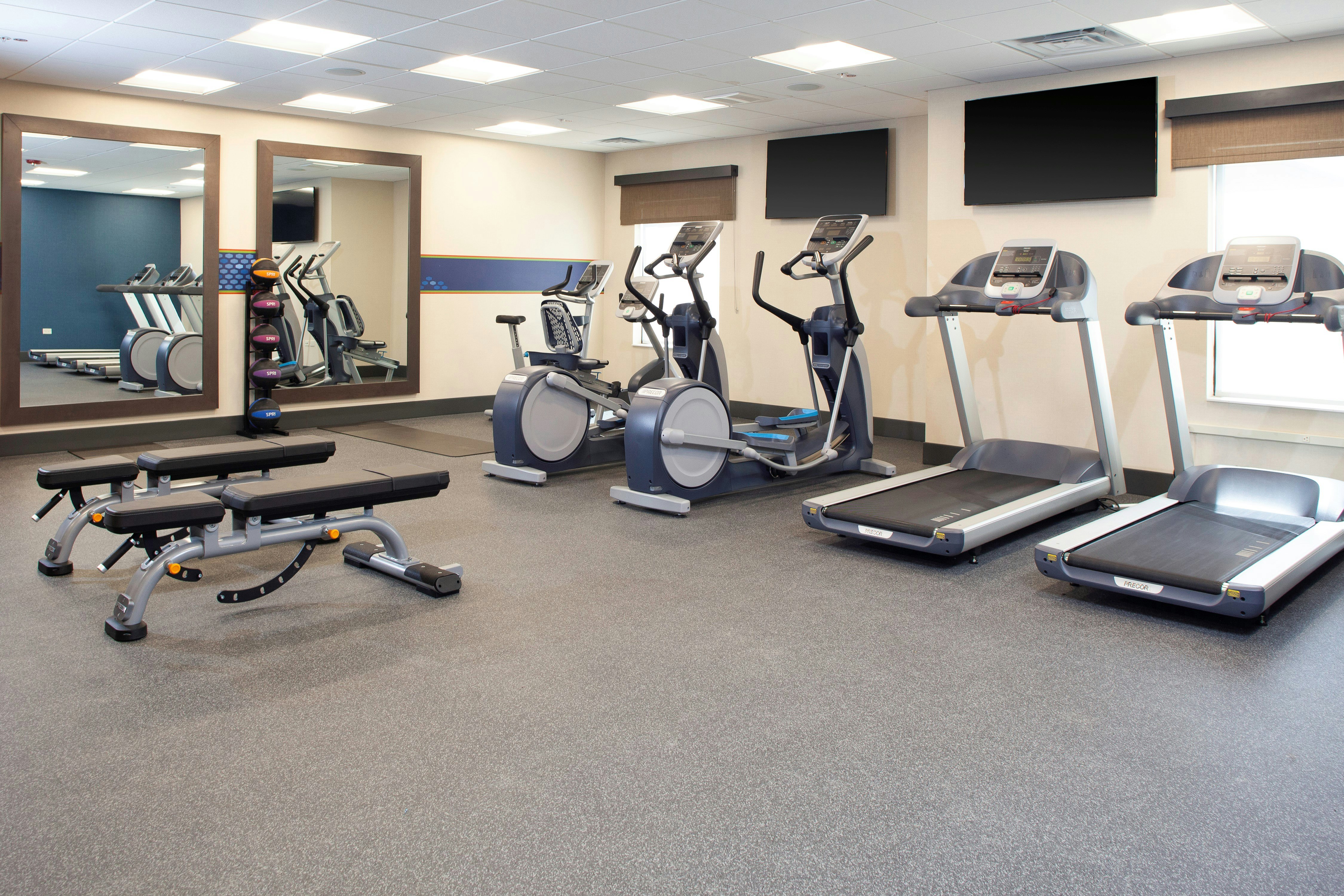 Hampton Inn & Suites Chicago-Burr Ridge 17/39