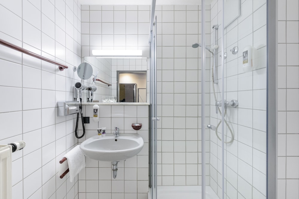 Mercure Hotel Stuttgart Zuffenhausen 64/64