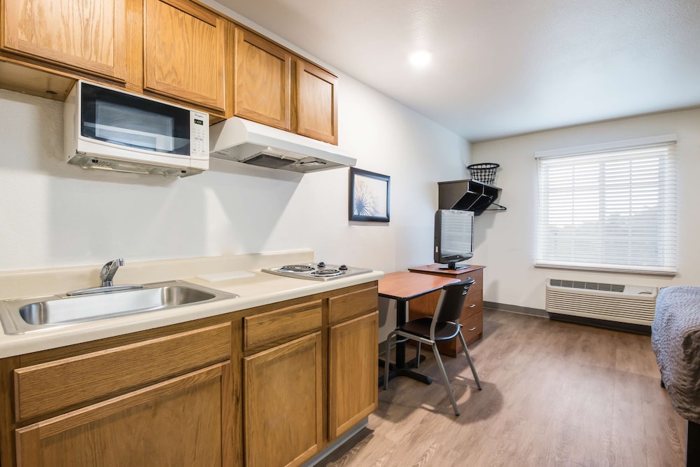 Extended Stay America Select Suites Lakeland 42/42