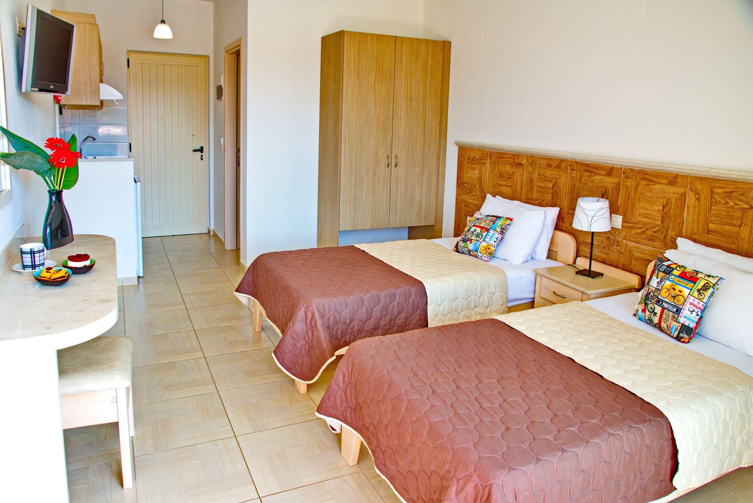 Superior, Studio, Garden or Pool View, Balcony or Terrace
