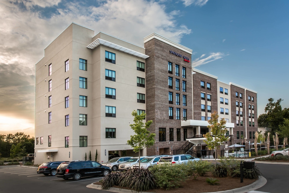 SpringHill Suites by Marriott Charleston Mount Pleasant 1/23