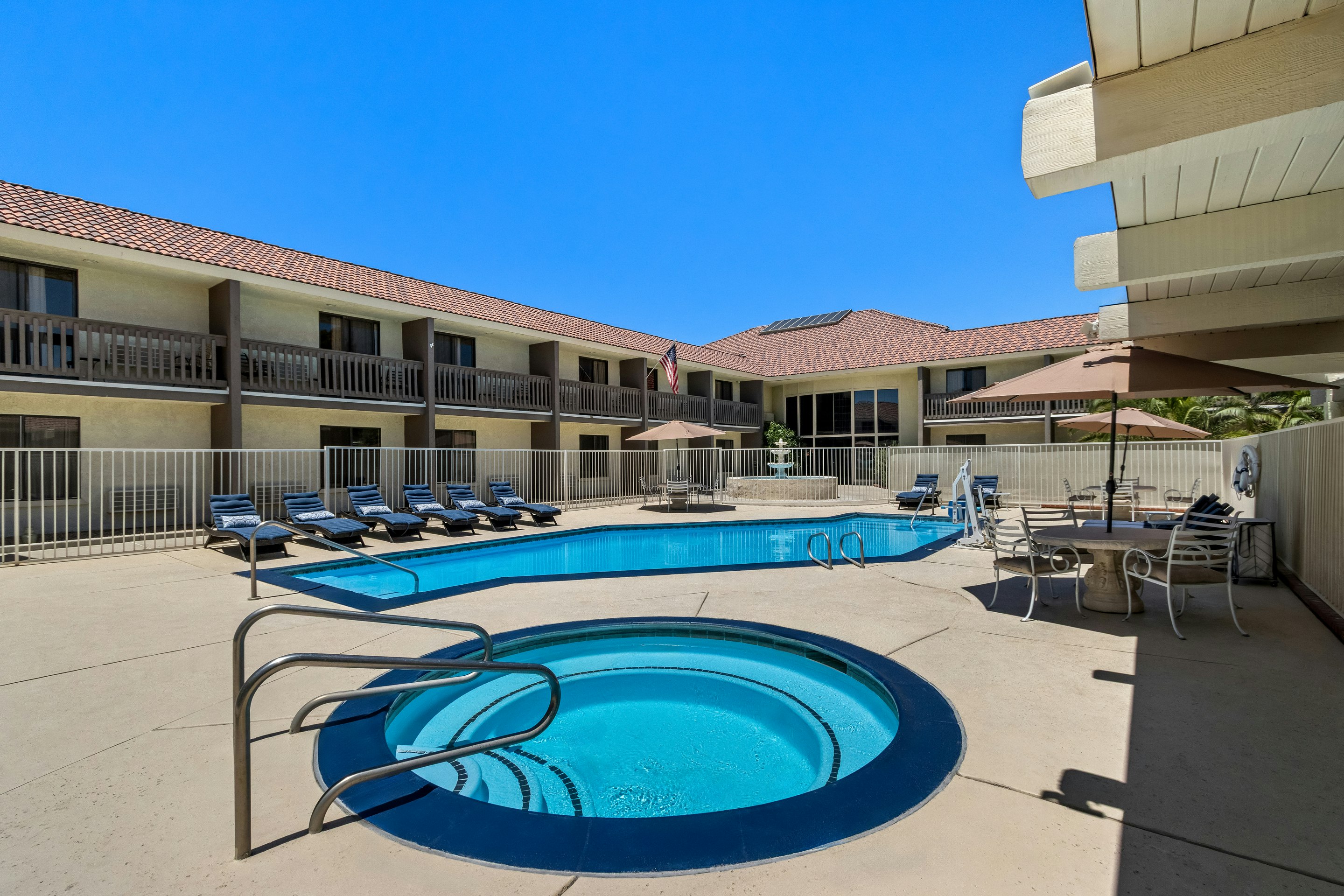 Rodeway Inn And Suites Heritage 66/69