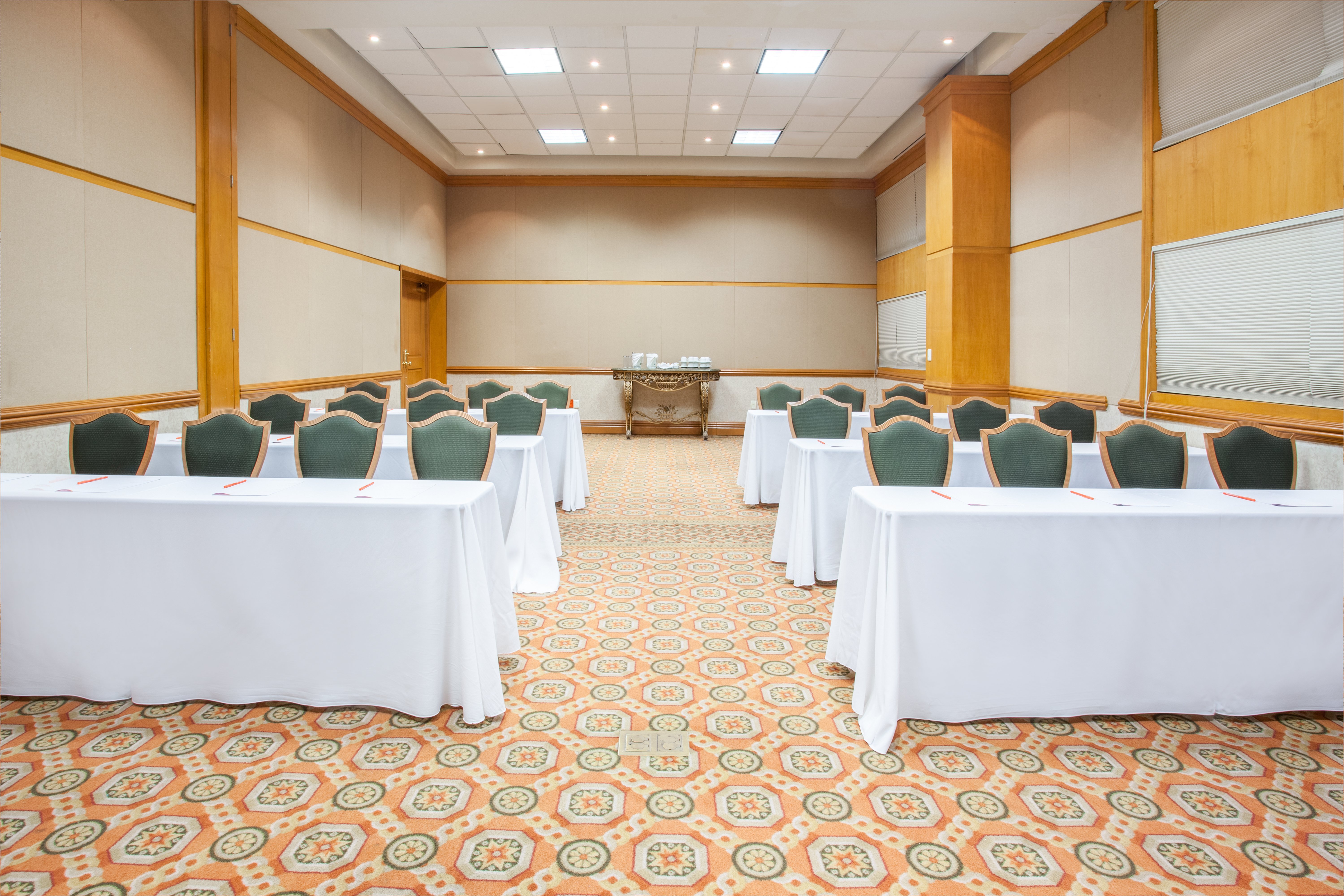 Crowne Plaza Torreon 70/76