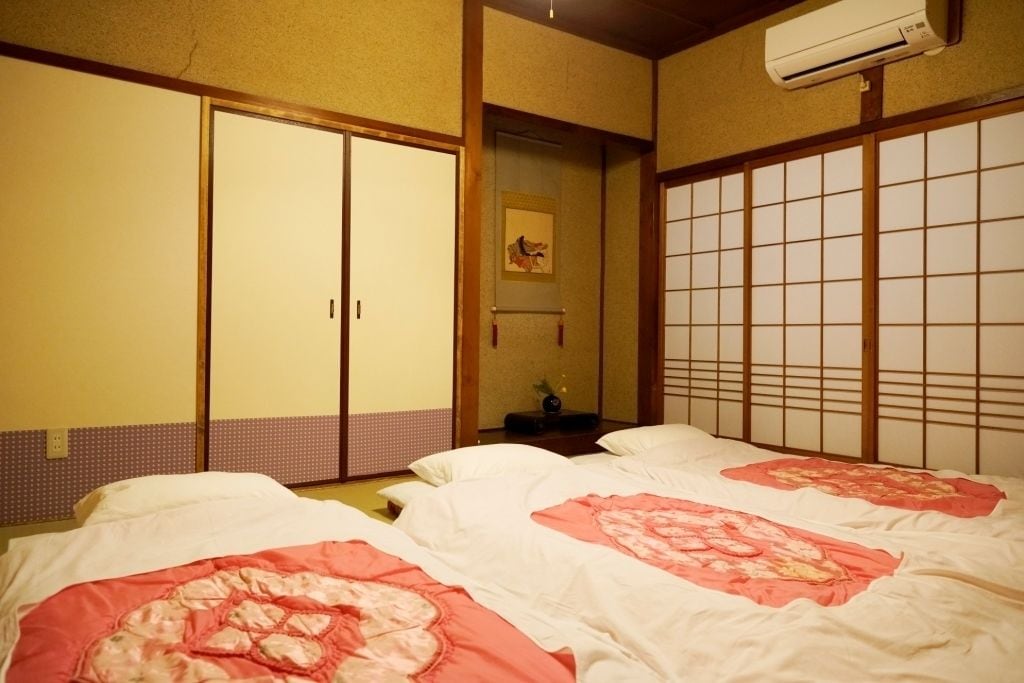 FEMALE ONLY, JAPANESE