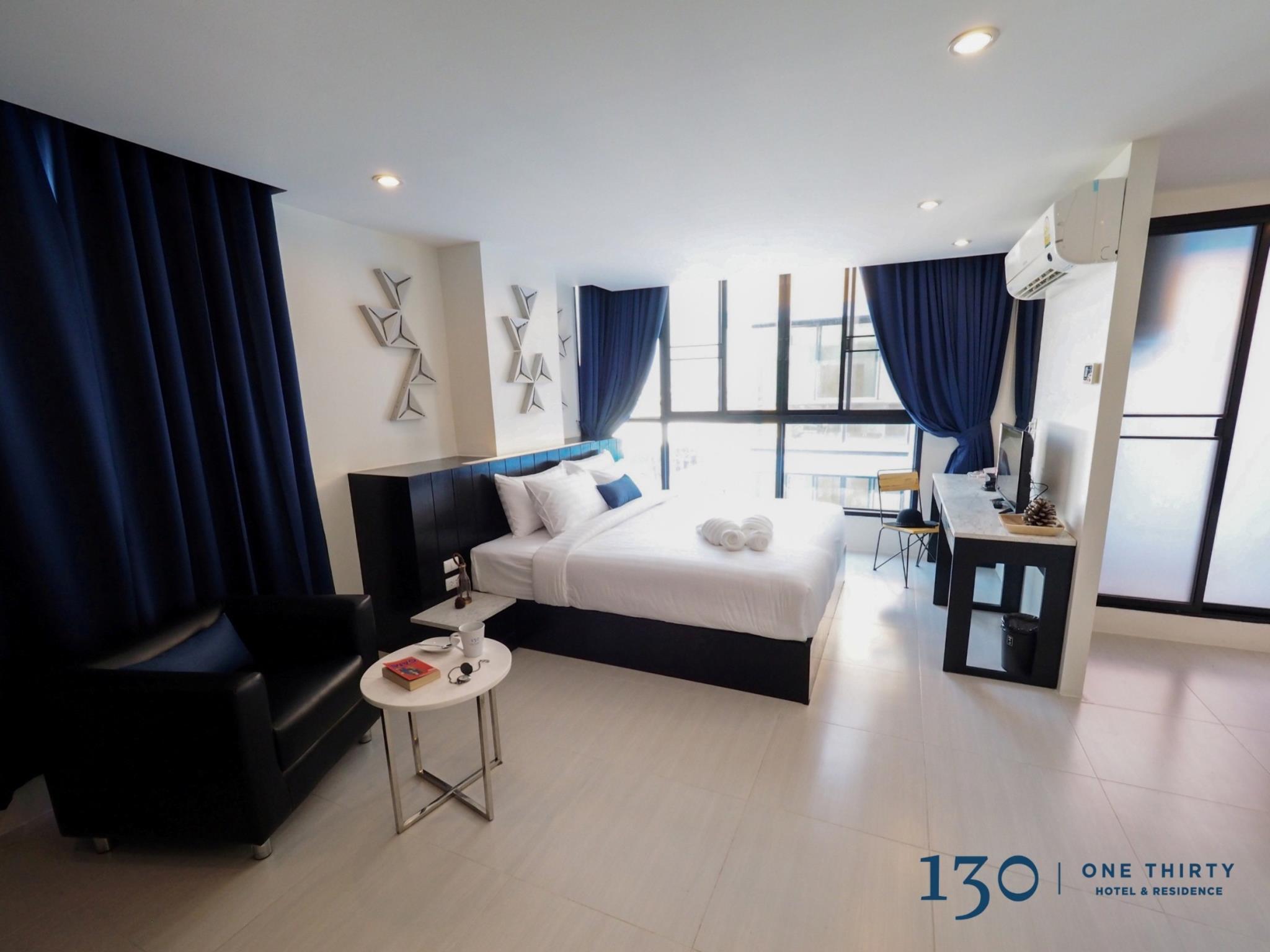 SUPERIOR ROOM