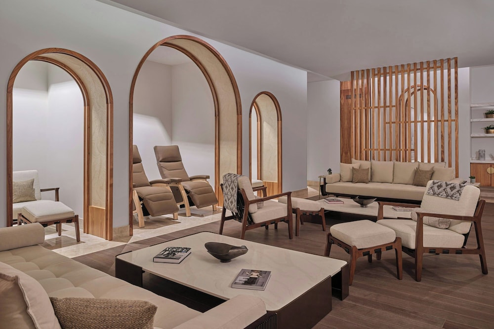The St. Regis Aruba Resort 37/50
