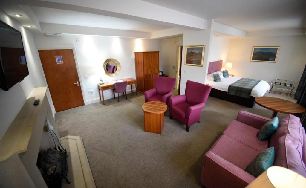 The Royal Hotel, Portree 34/55
