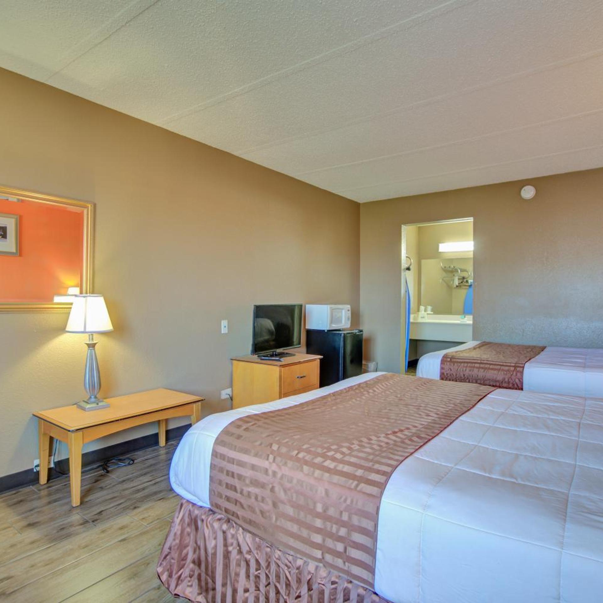 غرفة رباعية، Americas Best Value Inn Laredo 4/10