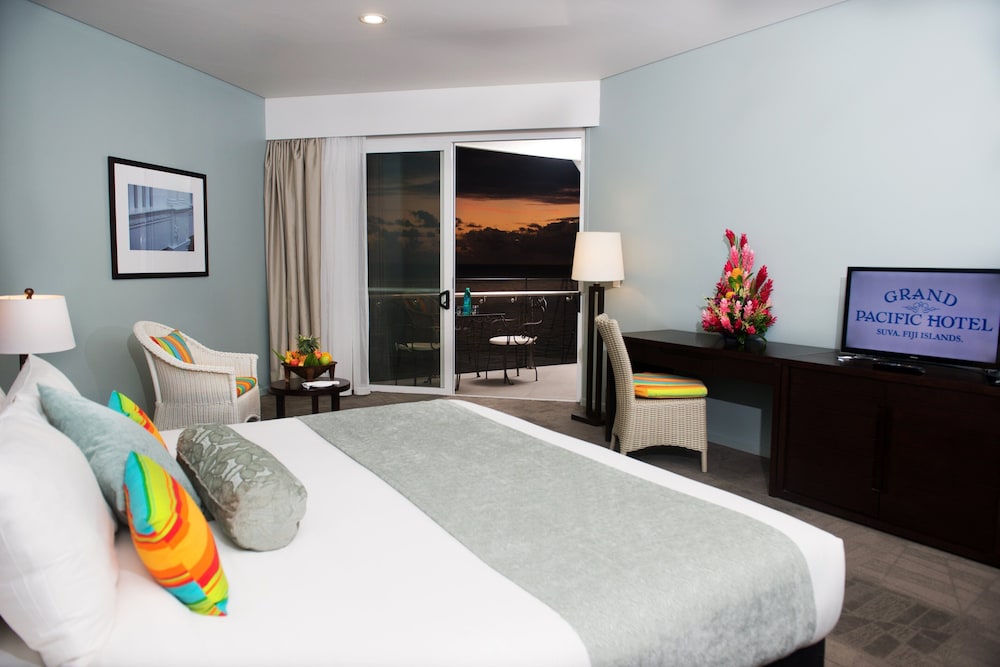Grand Pacific Hotel 20/84