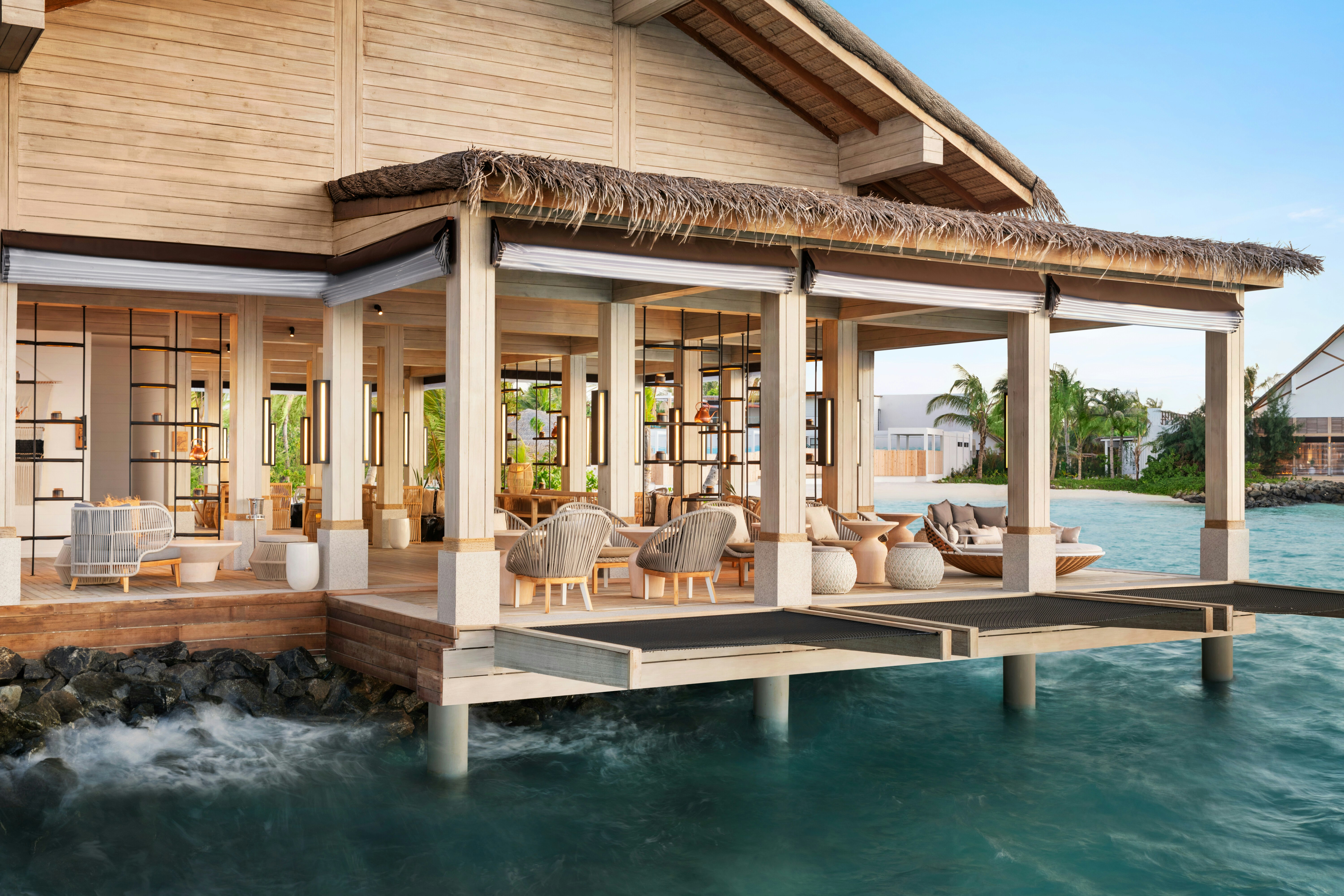 Hilton Maldives Amingiri Resort and Spa 33/72