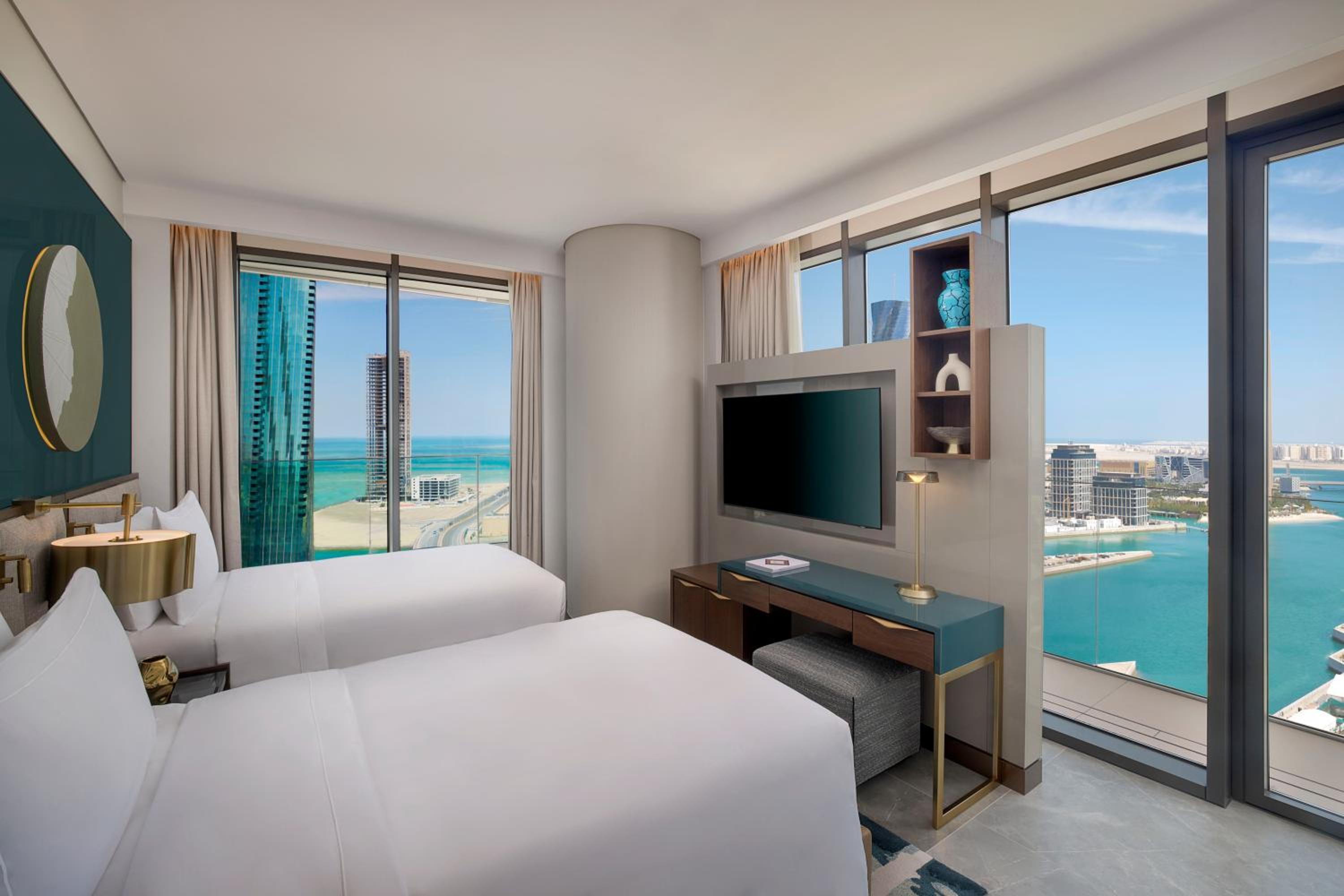 2 BEDROOMS, PREMIER, SUITE, SEA VIEW