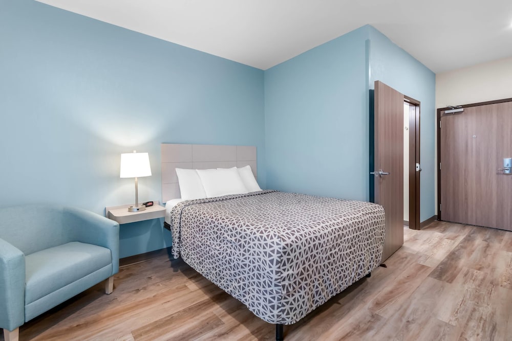 WoodSpring Suites Harrisburg Carlisle 32/51