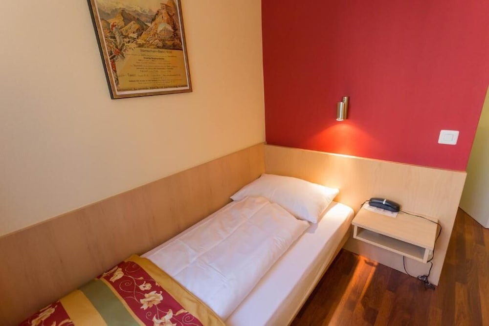 STANDARD, SINGLE, SINGLE BED