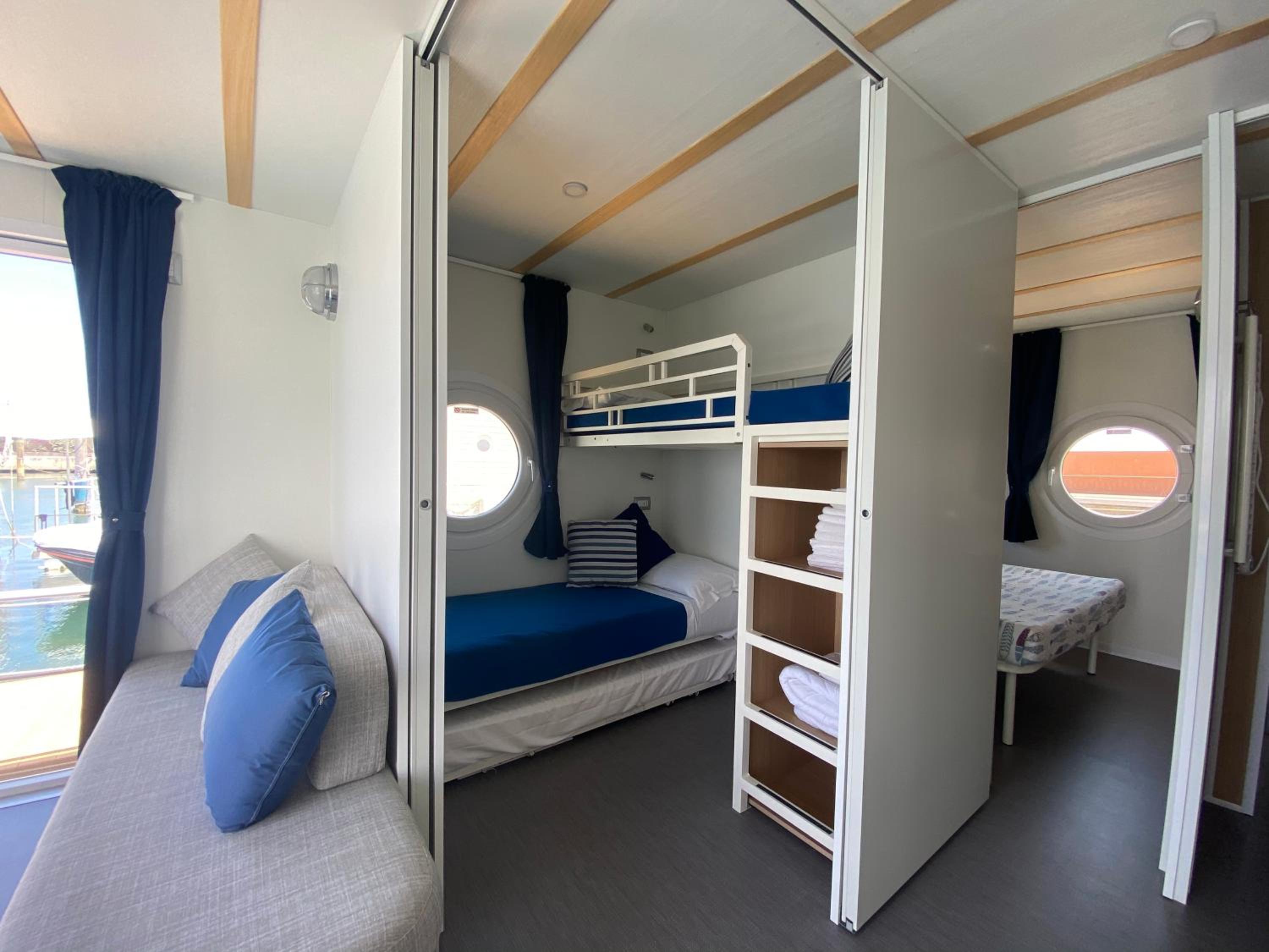 Marina Blu Floating Resort Rimini 16/27
