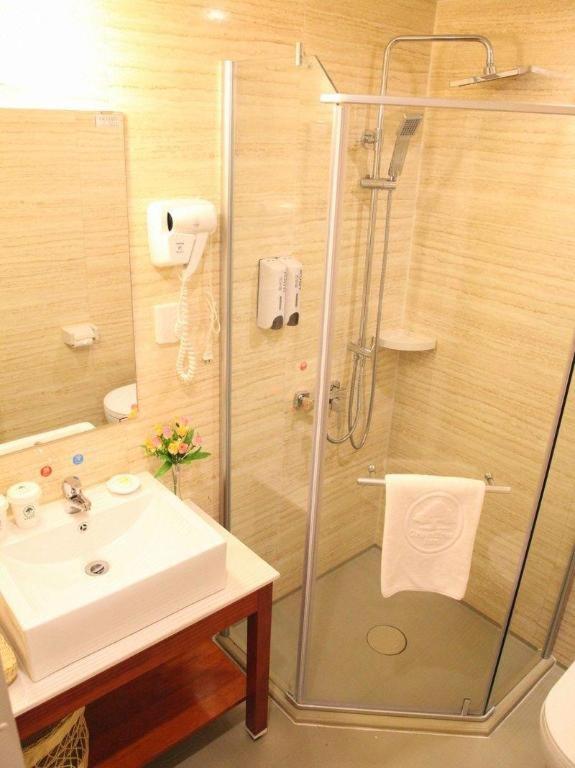 GreenTree Inn Yixing Ding Shu JieFang East Road Express Hotel 24/27