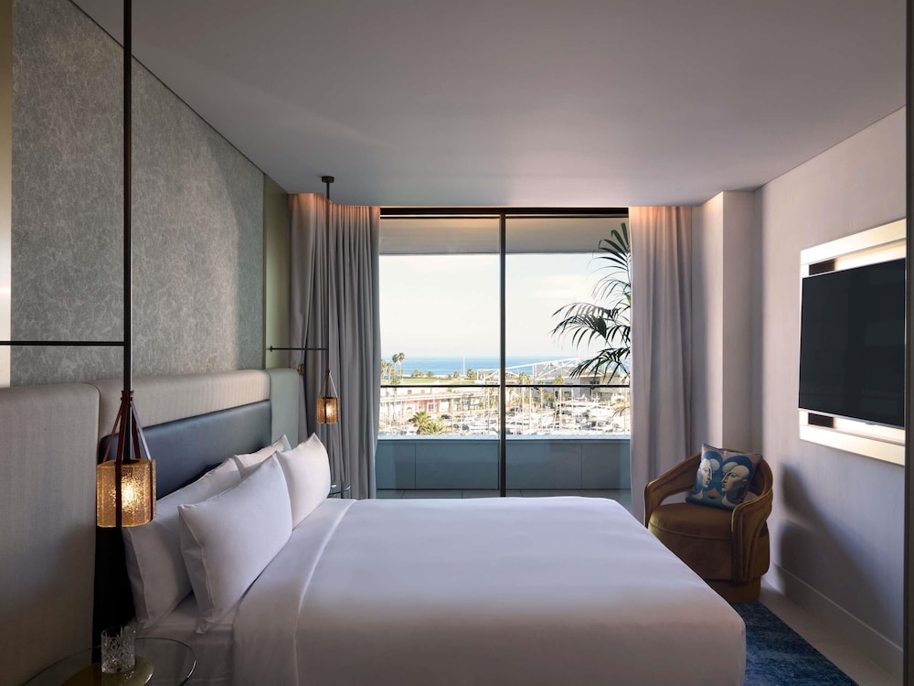 SLS Barcelona Hotel 15/60