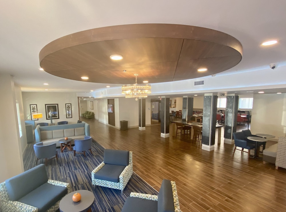 Holiday Inn Express And Suites Dahlonega University Area, an IHG Hotel 52/60