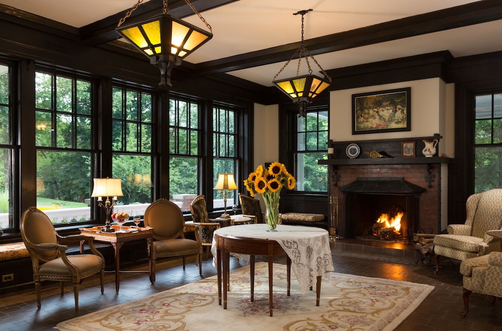 The Mercersburg Inn 42/58