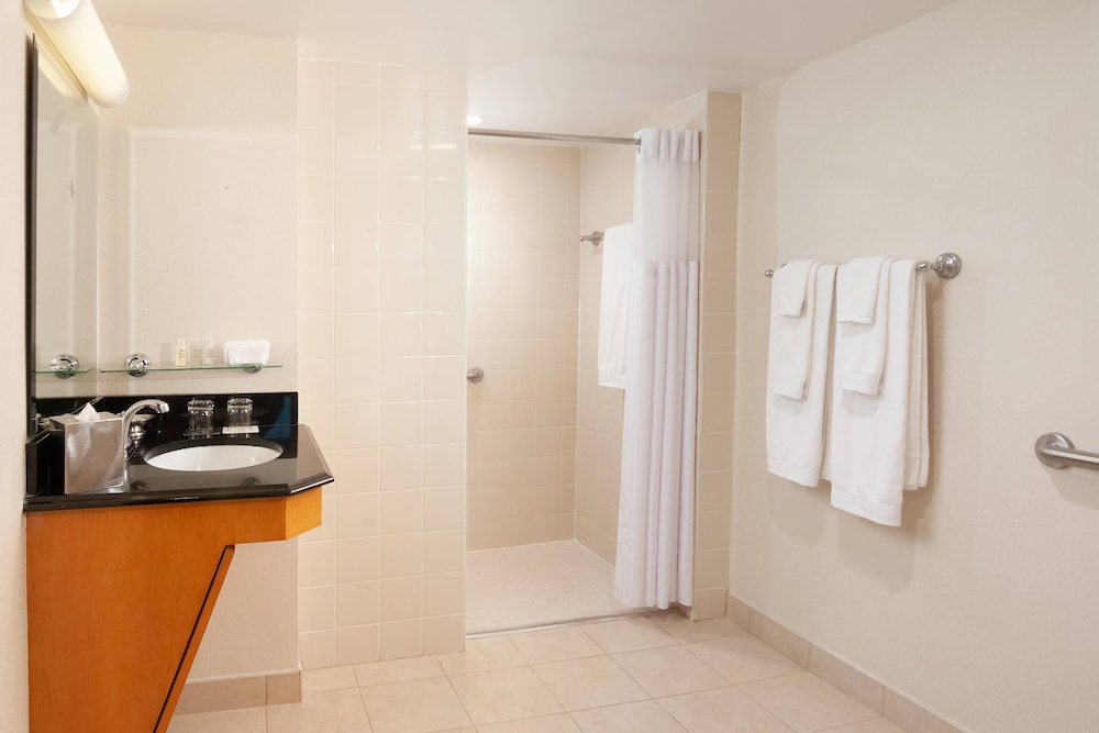 Renaissance Orlando Airport Hotel 5/61
