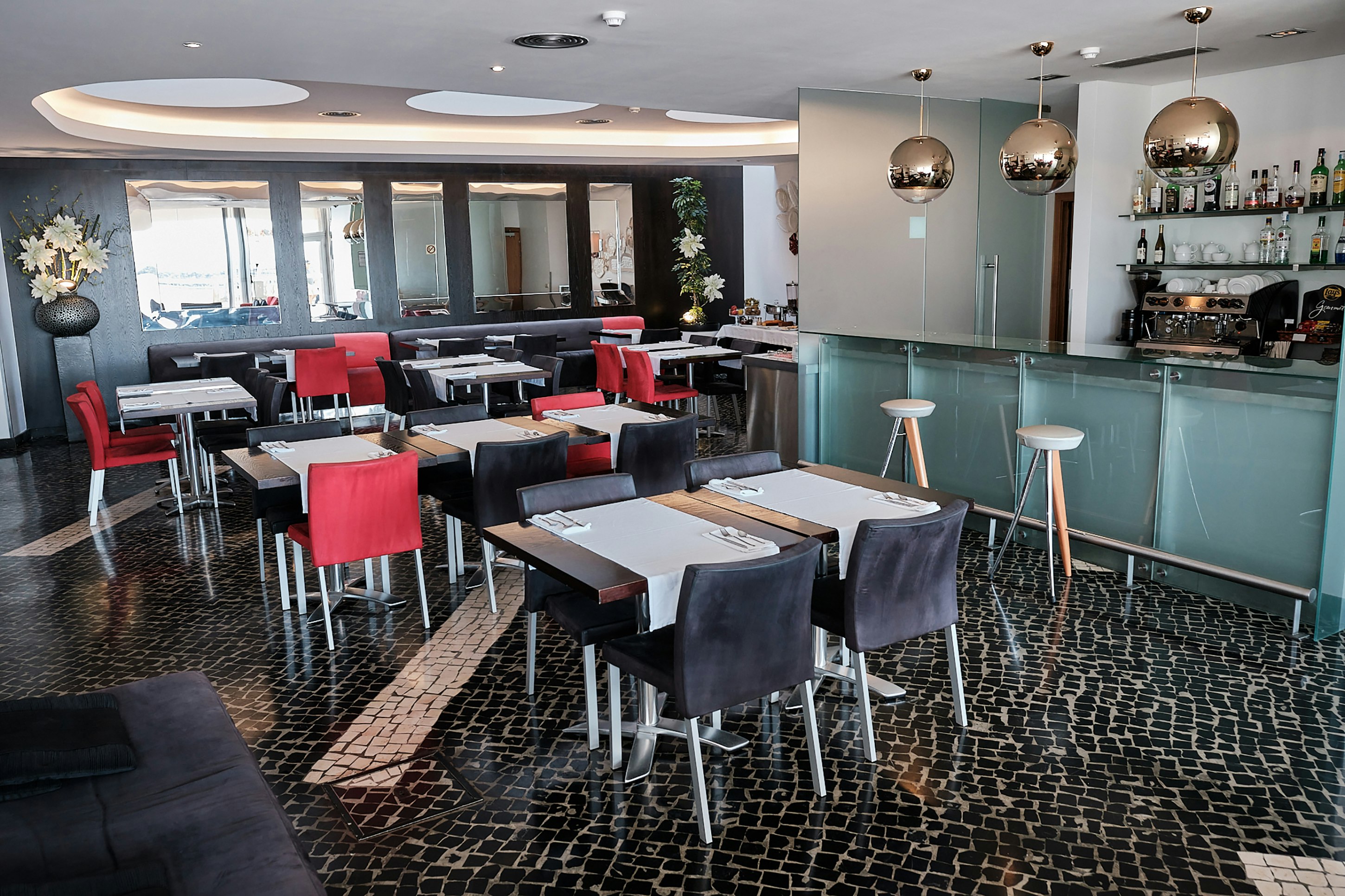 Praia Marina Hotel by RIDAN Hotels 50/68