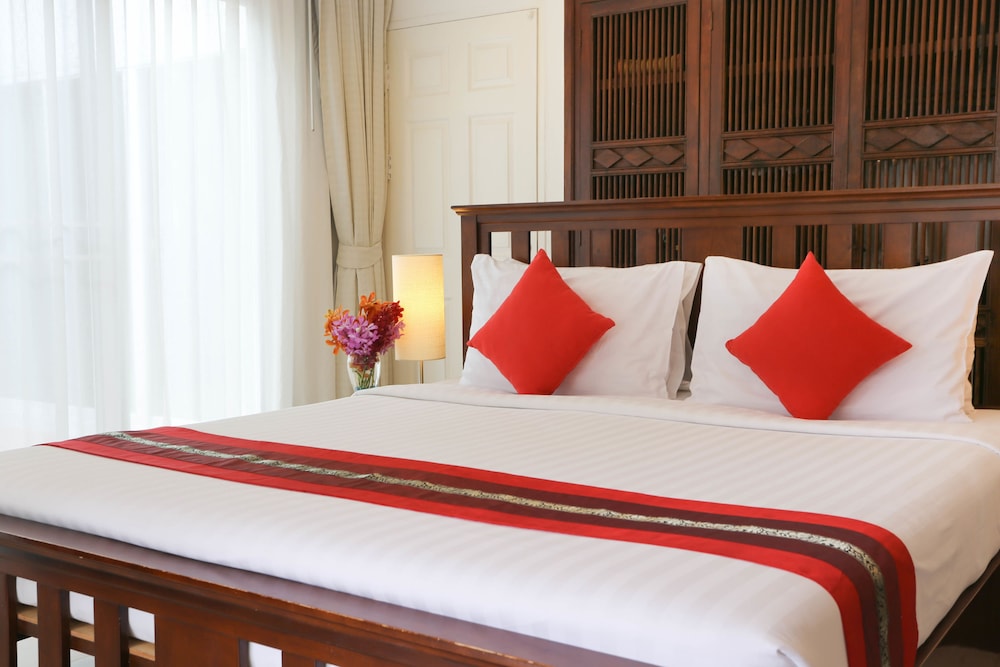 Laksasubha Hua Hin Hotel 11/33